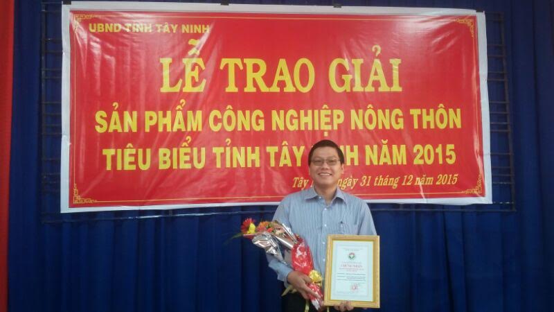 Lễ trao giải cho Công ty - Công Ty TNHH Giải Pháp Công Nghệ Thực Phẩm Ưu Việt